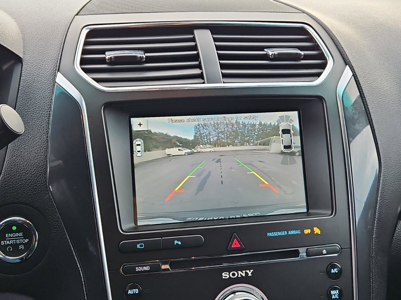 Used 2018 Ford Explorer Sport w/ Equipment Group 401A image 28