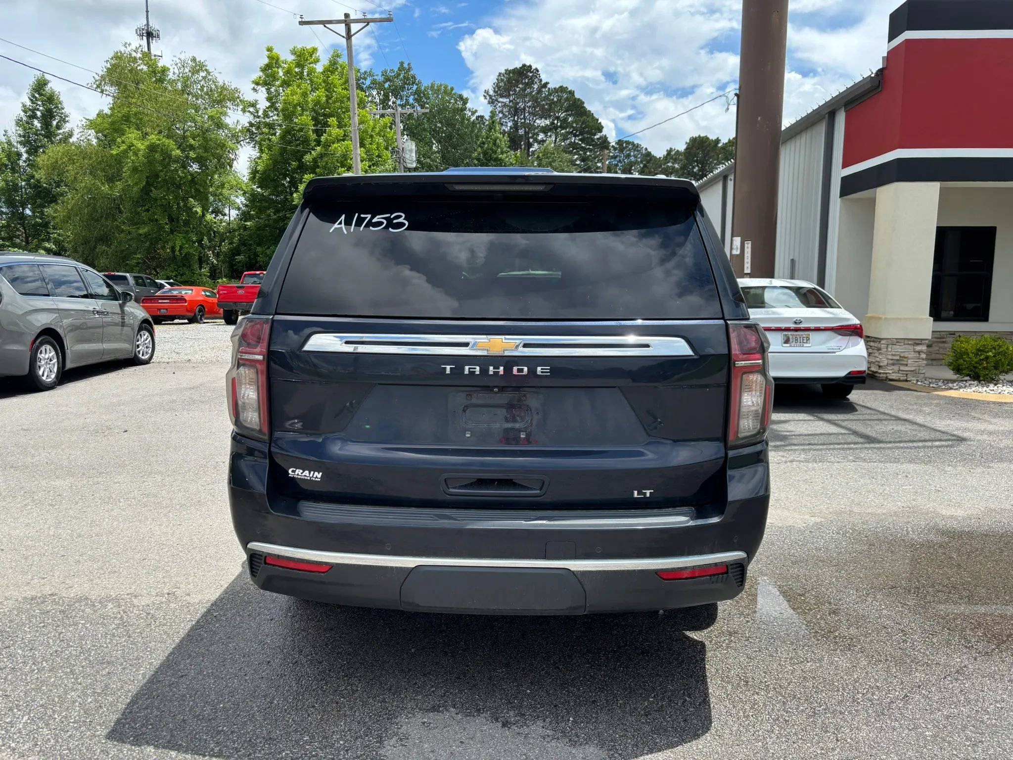 Used 2021 Chevrolet Tahoe LT AWD/4WD image 3