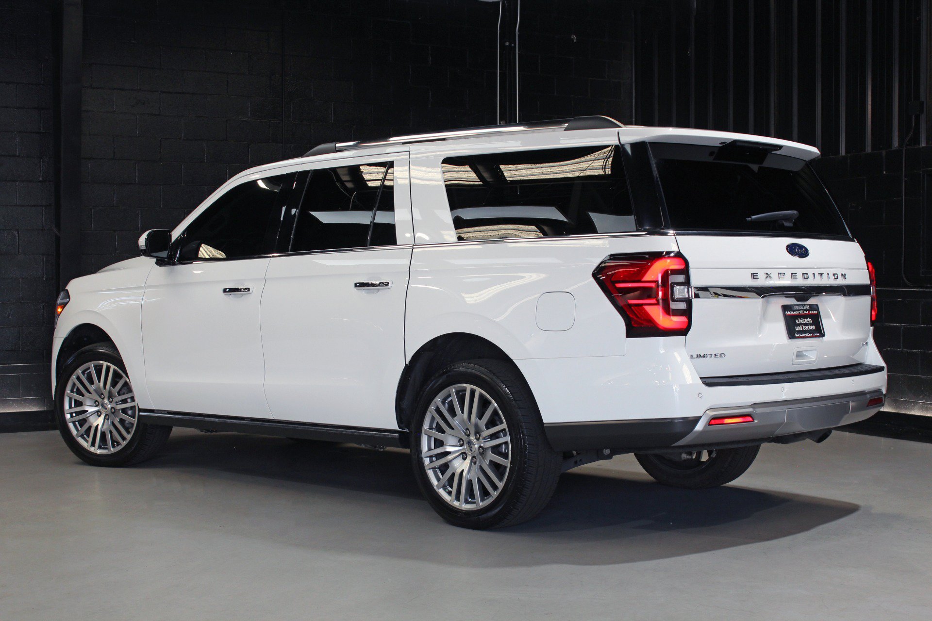 Used 2023 Ford Expedition Max Limited AWD/4WD image 8