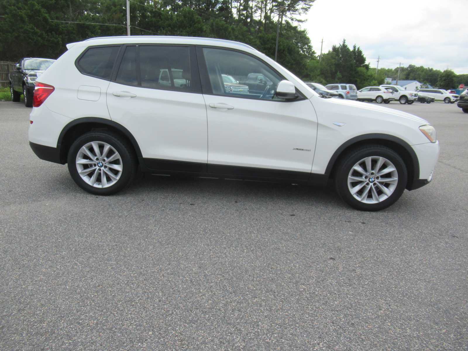 Used 2016 BMW X3 xDrive28i AWD/4WD image 4
