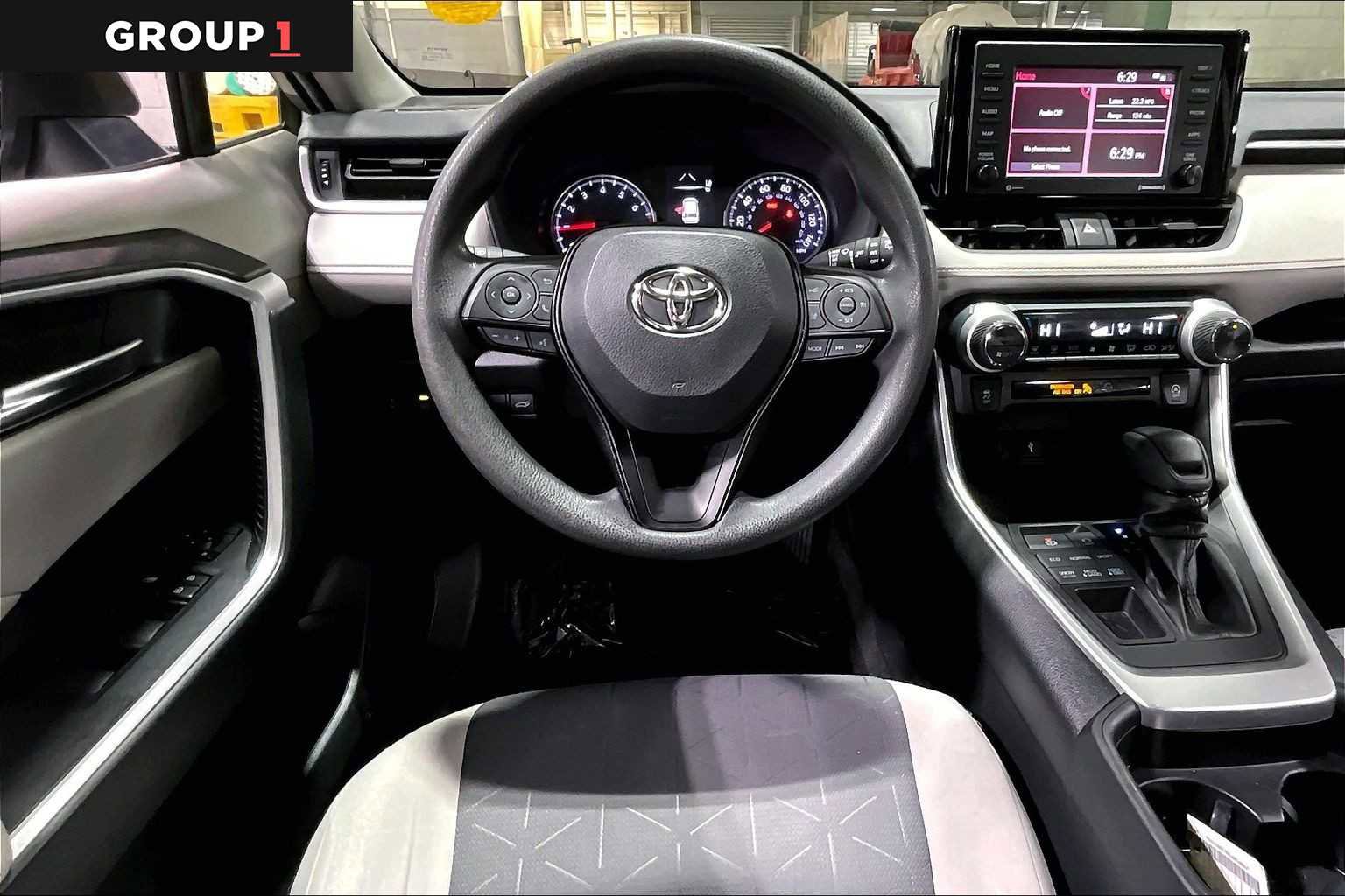 Certified 2020 Toyota RAV4 XLE w/ Convenience Package image 6