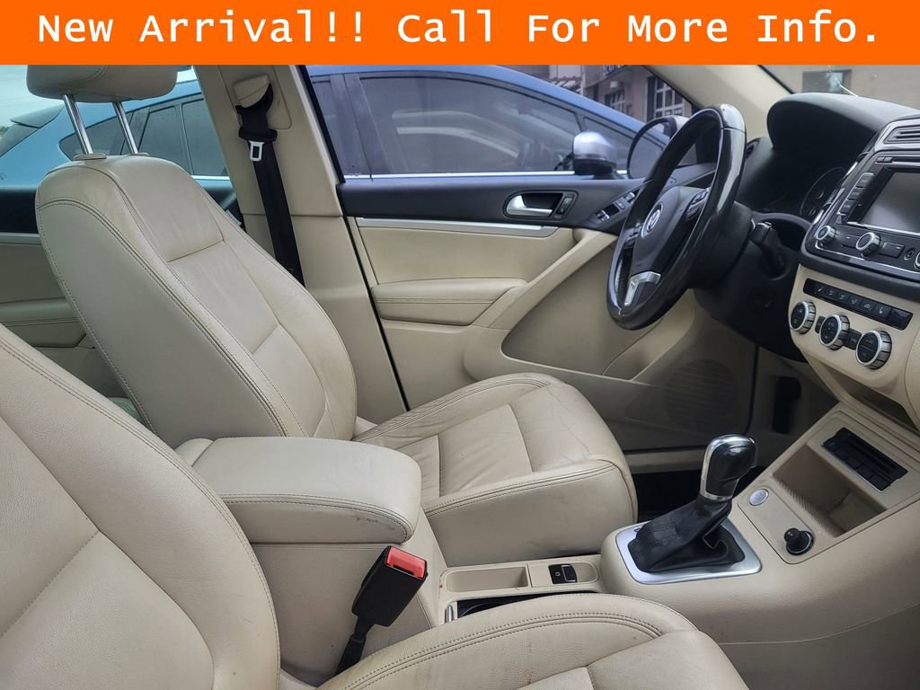 Used 2013 Volkswagen Tiguan SEL AWD/4WD image 9