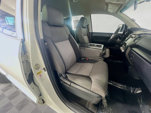 Used 2017 Toyota Tundra SR AWD/4WD image 29
