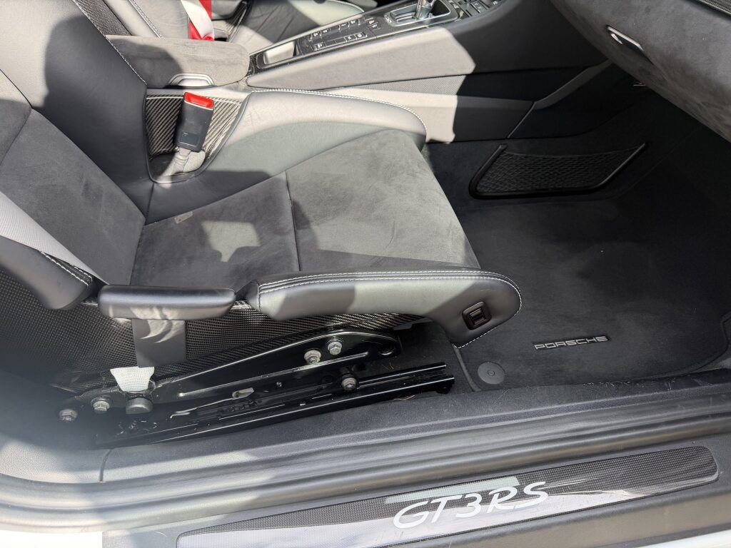 Used 2016 Porsche 911 GT3 RS image 23