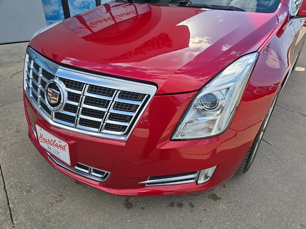 Used 2013 Cadillac XTS Luxury w/ Driver Awareness Package image 19