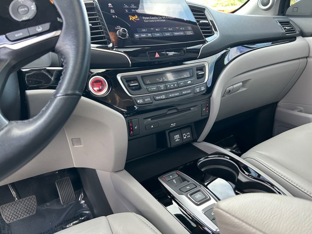 Used 2021 Honda Pilot Touring image 21