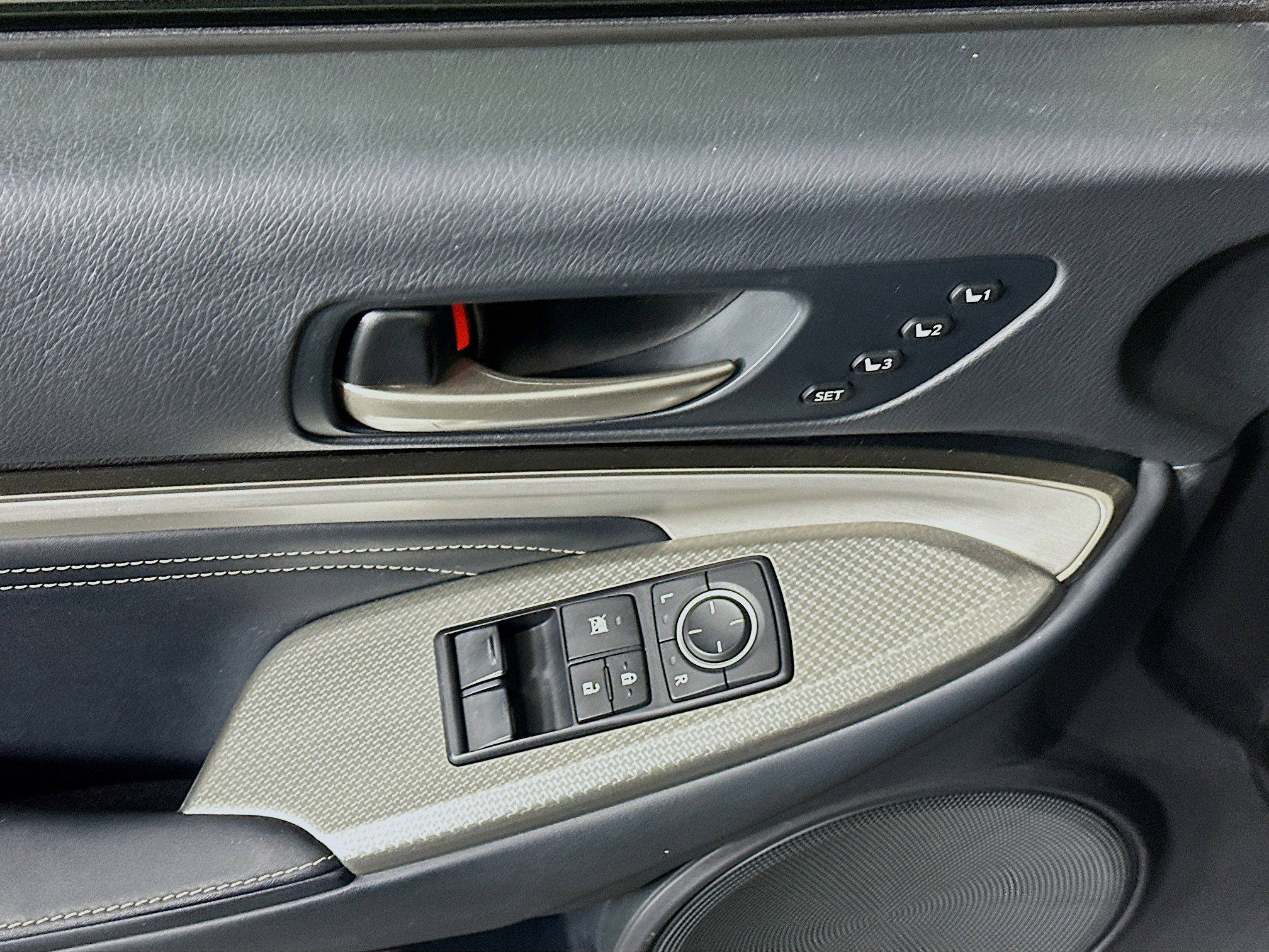 Used 2016 Lexus RC 350 image 15