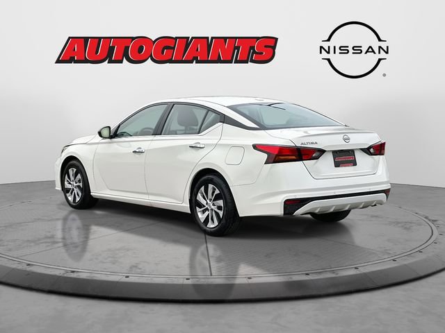 Certified 2025 Nissan Altima 2.5 S image 5
