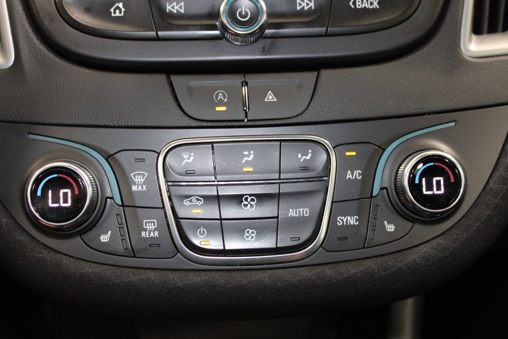 Used 2023 Chevrolet Malibu LT image 40