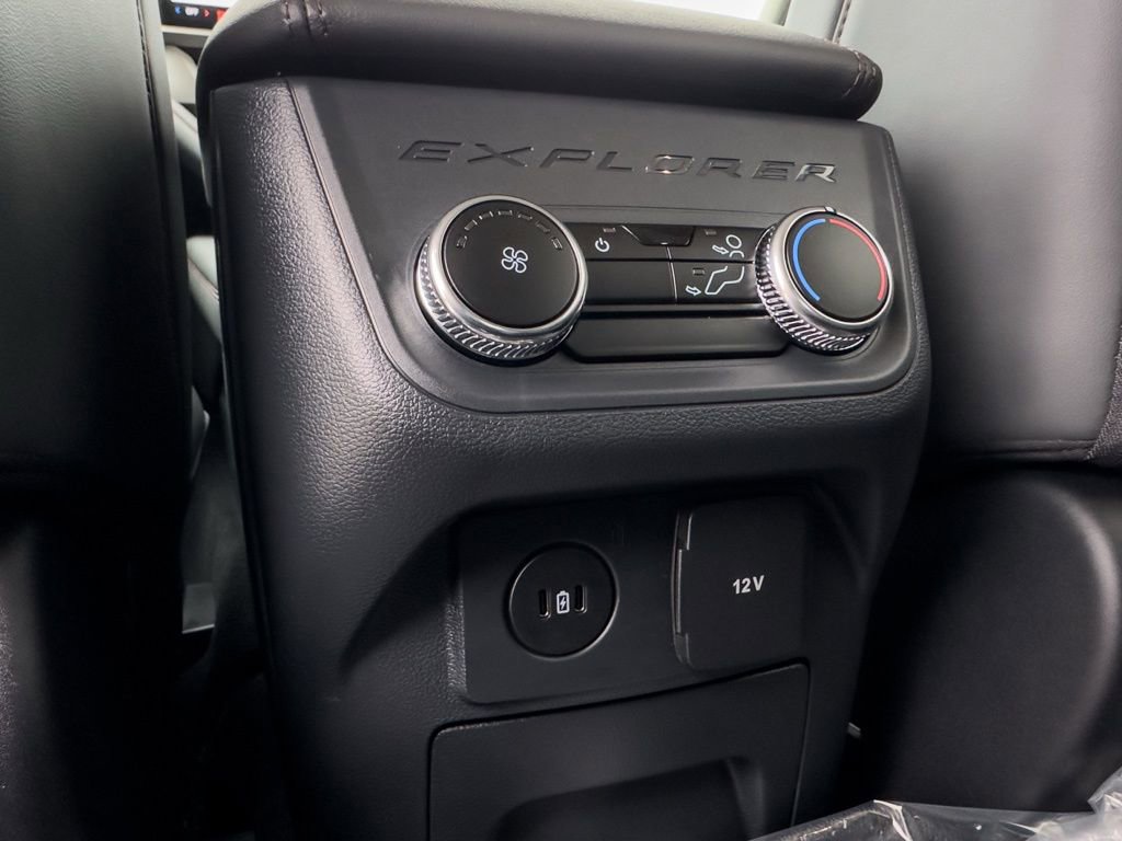 New 2026 Ford Explorer Active w/ Active Comfort Package image 59