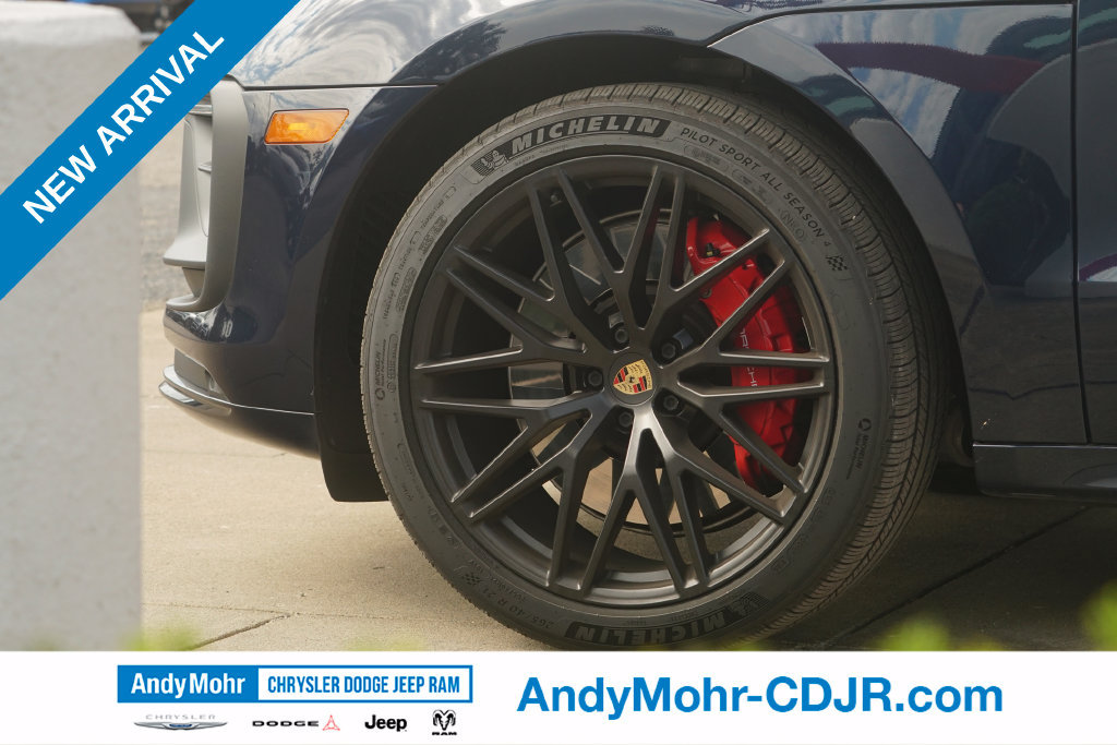 Used 2022 Porsche Macan GTS AWD/4WD image 15