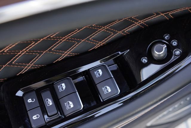 Certified 2023 Jeep Grand Cherokee L Summit w/ Advanced Protech Group IV image 26