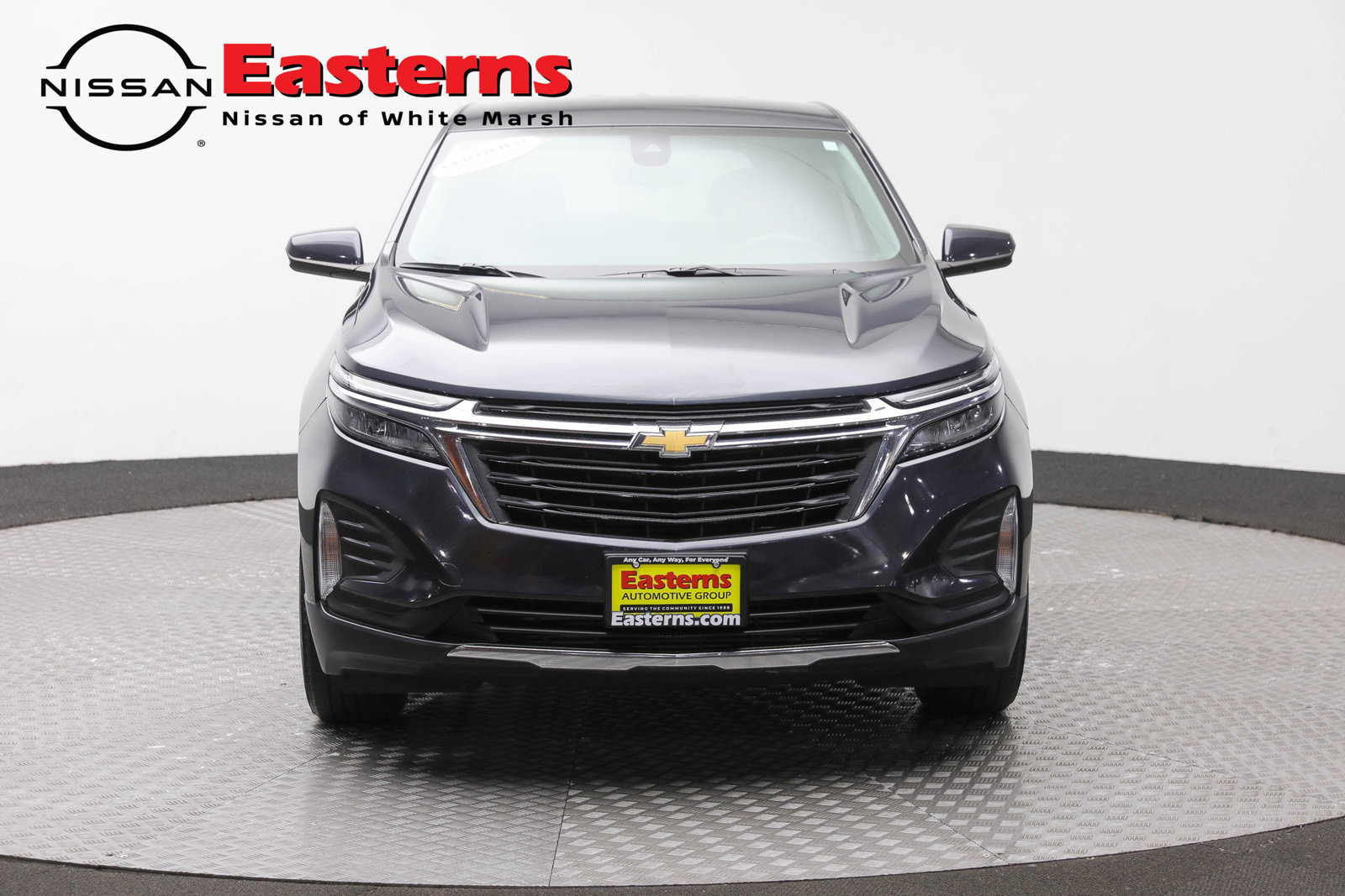 Used 2022 Chevrolet Equinox LT FWD image 2