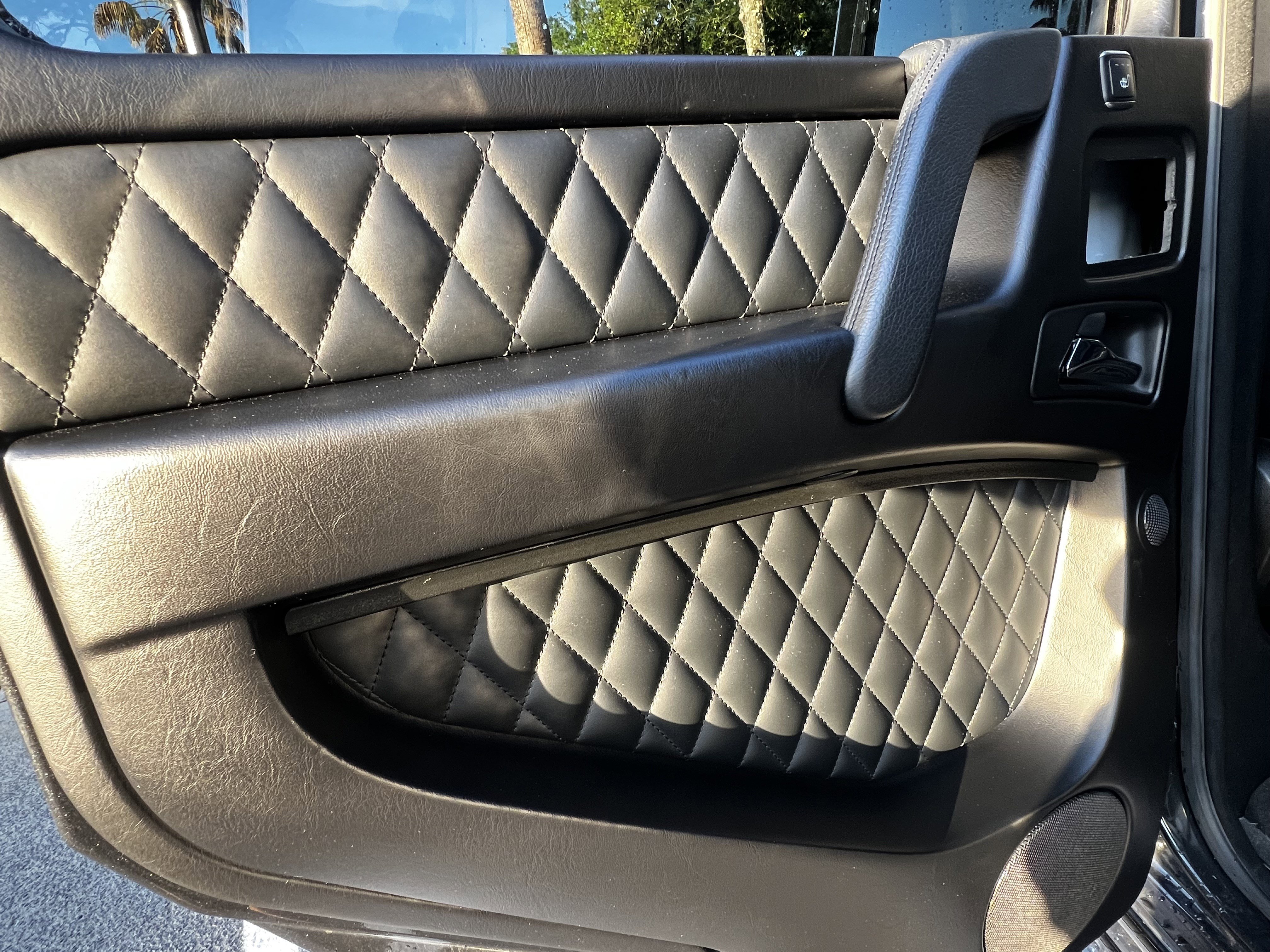 Used 2016 Mercedes-Benz G 65 AMG 4MATIC image 30