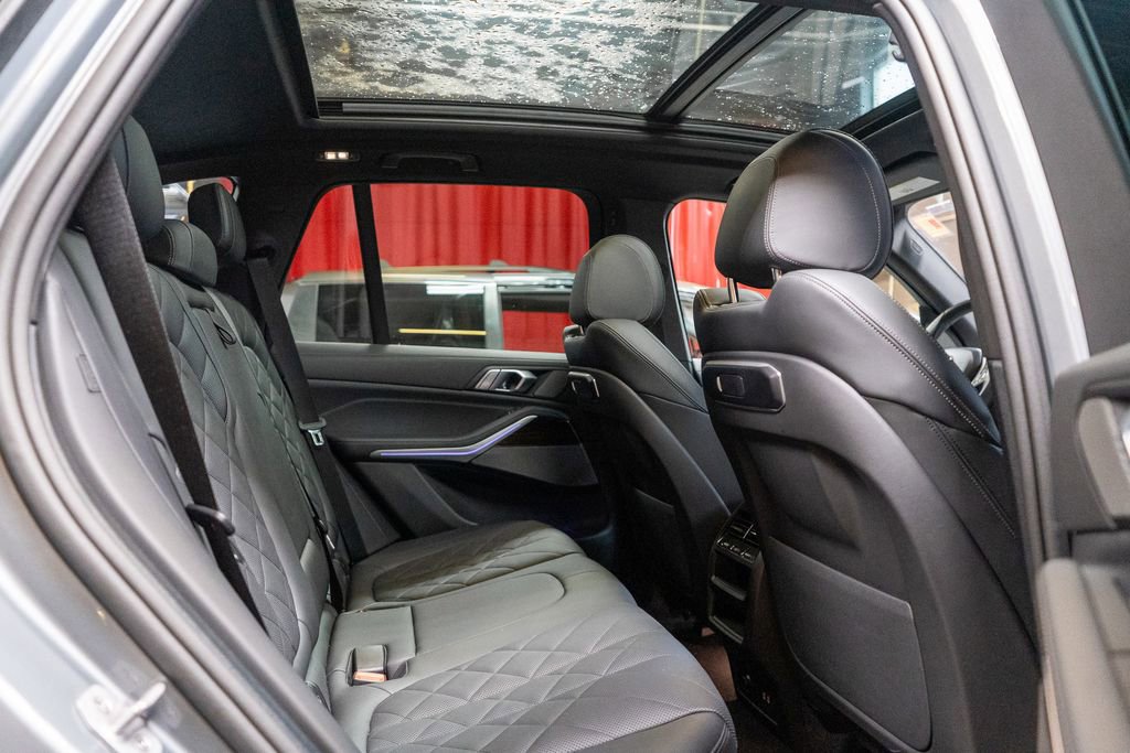Used 2026 BMW X5 xDrive40i image 16