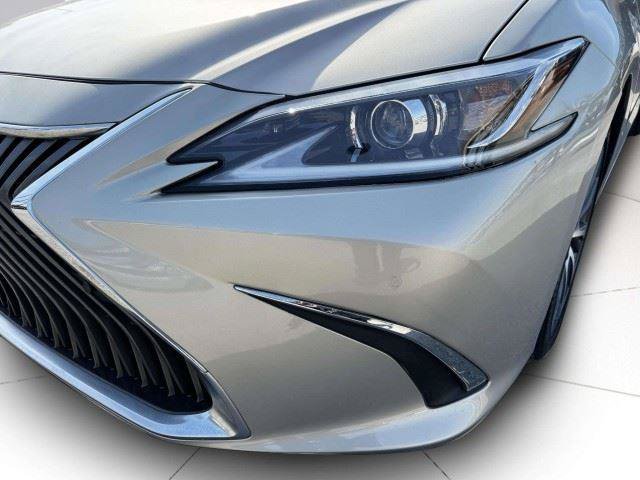 Used 2021 Lexus ES 250 w/ Premium Package AWD/4WD image 13