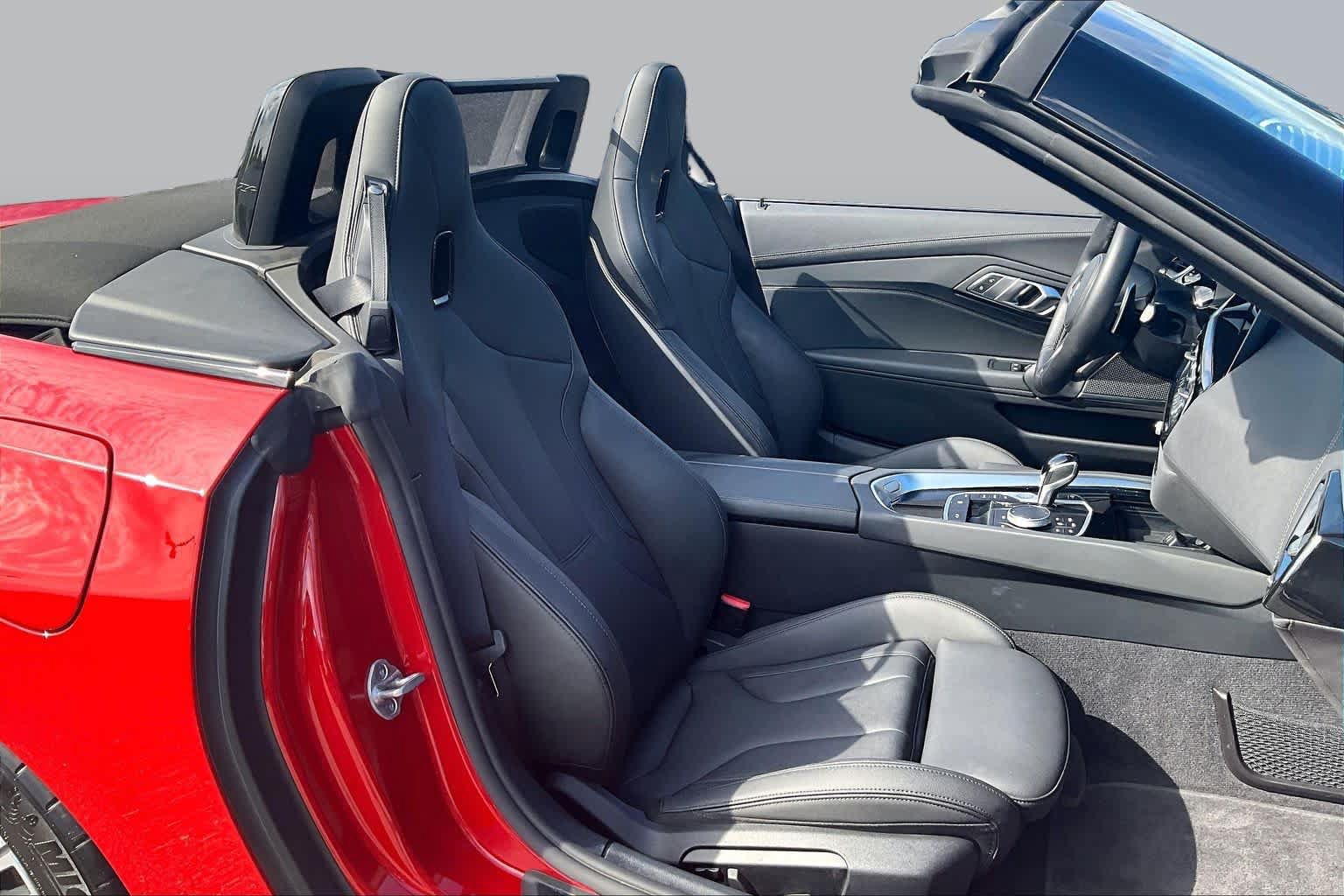 Used 2026 BMW Z4 sDrive30i w/ Premium Package RWD image 9