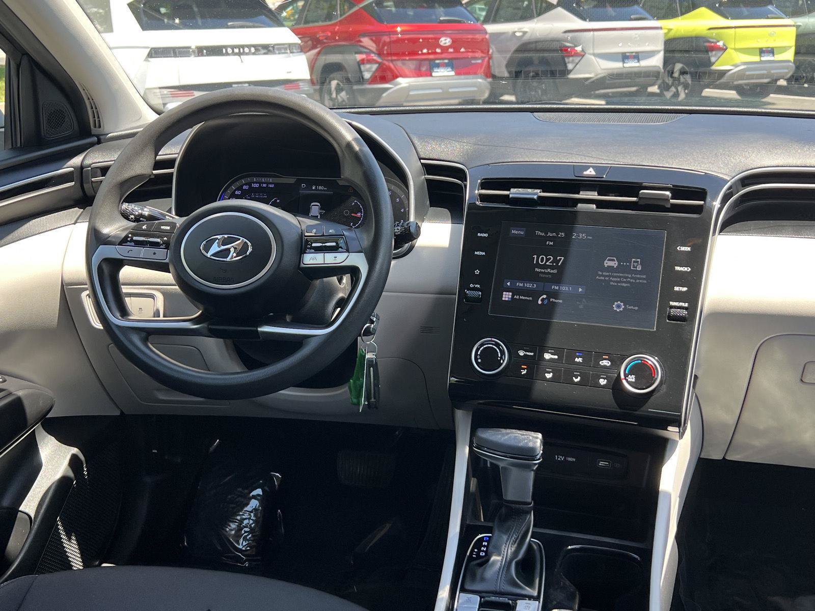 Used 2023 Hyundai Tucson SE AWD/4WD image 23