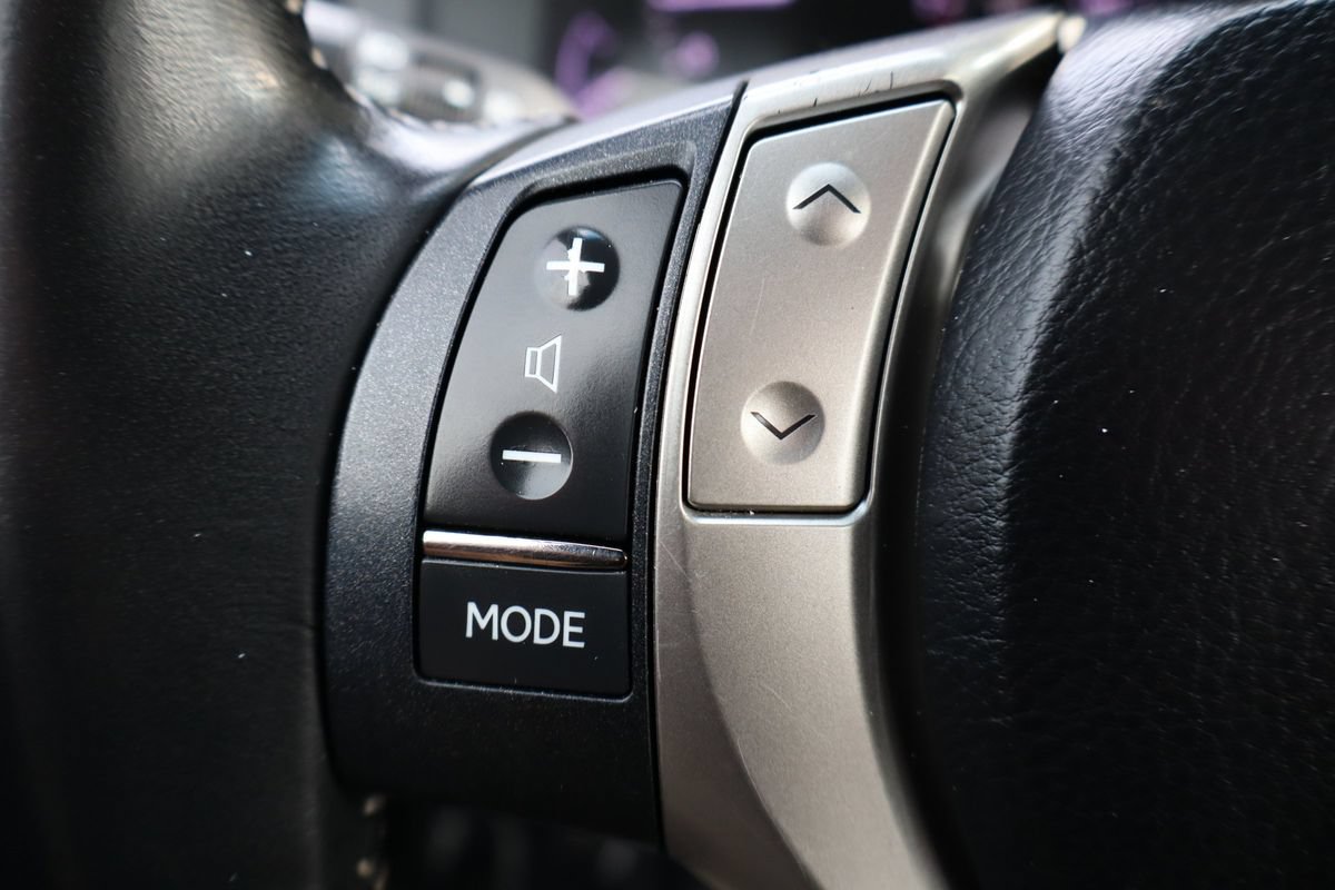 Used 2013 Lexus ES 350 w/ Premium Pkg FWD image 30