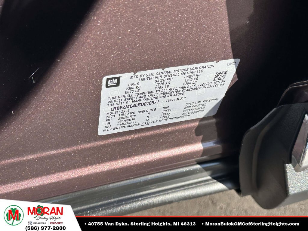Certified 2024 Buick Envision Preferred AWD/4WD image 33