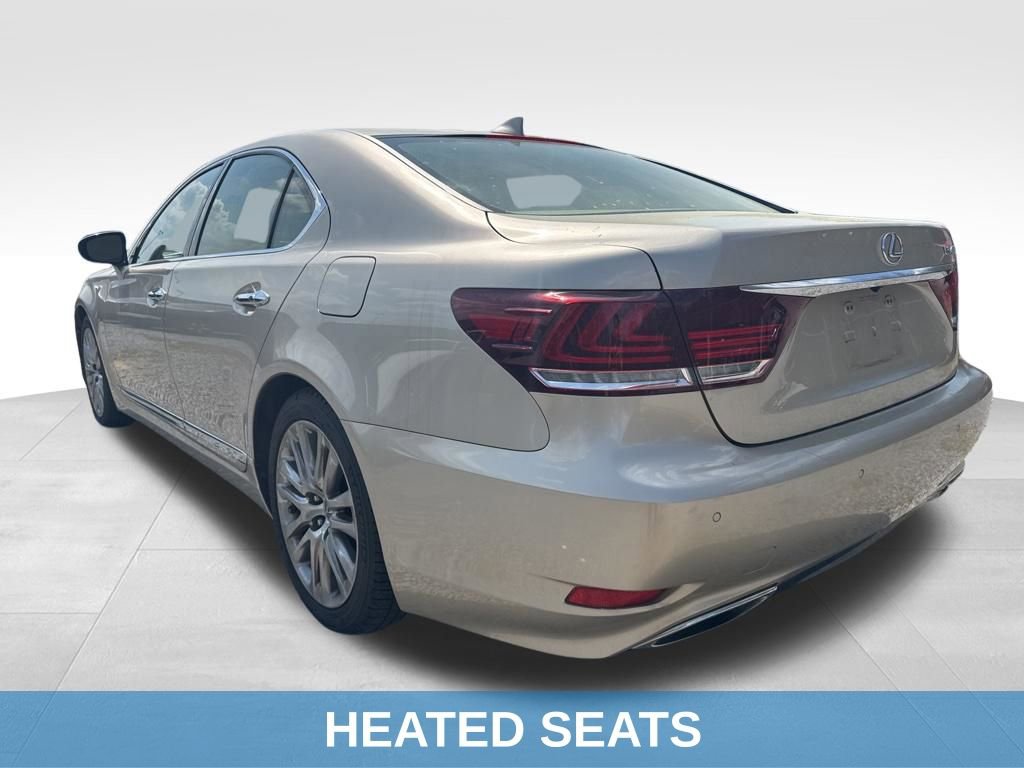 Used 2015 Lexus LS 460 w/ Comfort Package RWD image 4