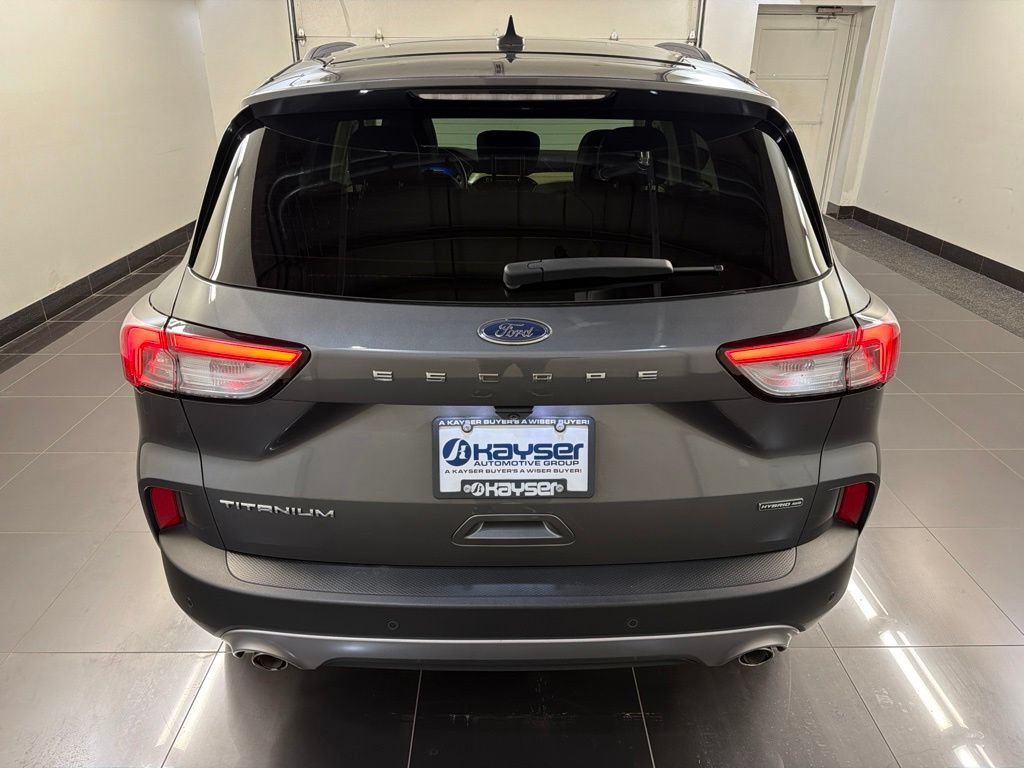 Used 2022 Ford Escape Titanium w/ Titanium Elite Package AWD/4WD image 5