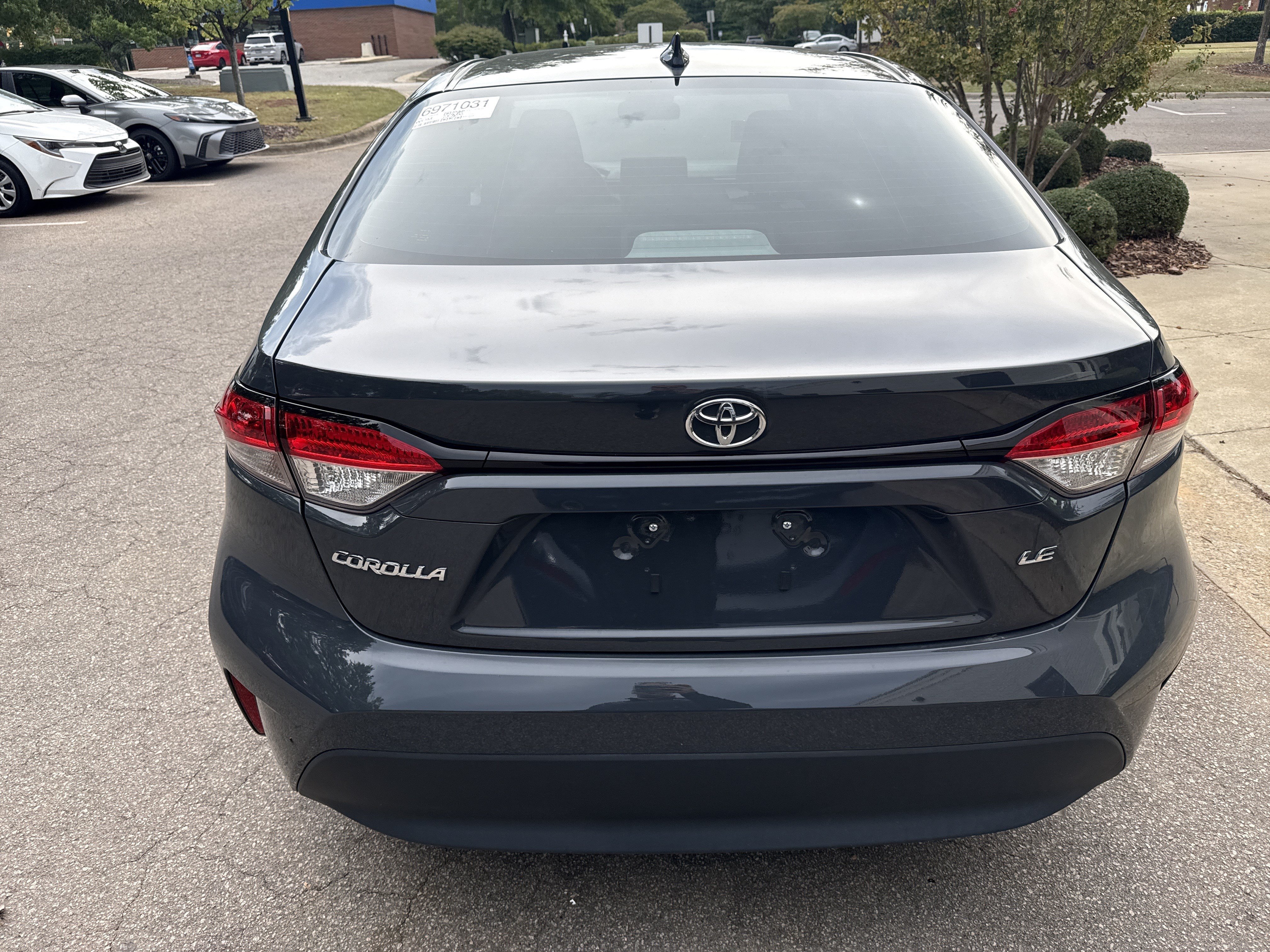 Used 2025 Toyota Corolla LE FWD image 42