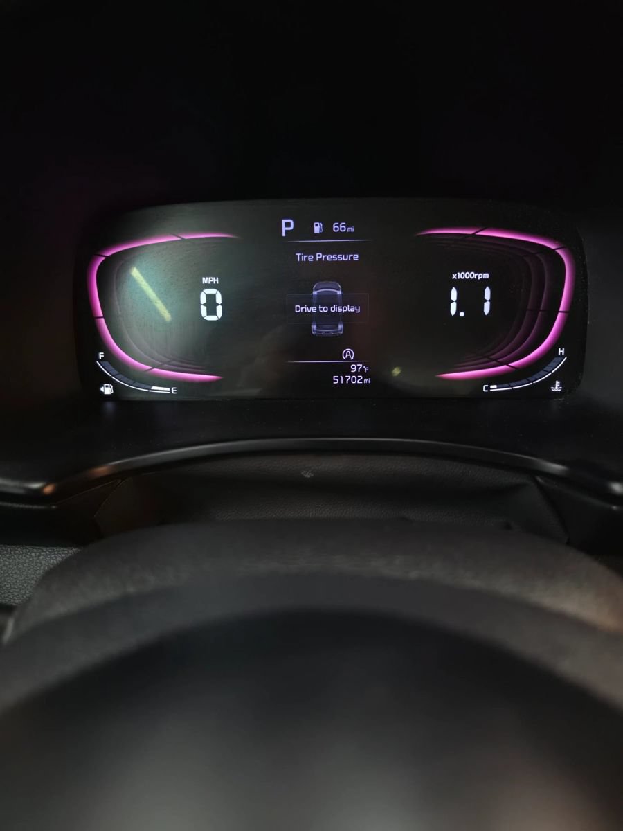 Used 2024 Kia Soul LX w/ LX Technology Package FWD image 20