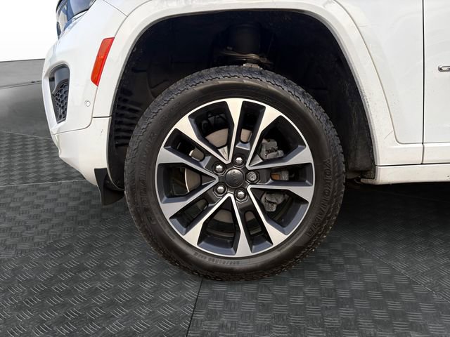 Used 2021 Jeep Grand Cherokee L Overland w/ Luxury Tech Group IV image 13
