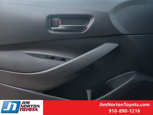 Used 2024 Toyota Corolla LE image 25