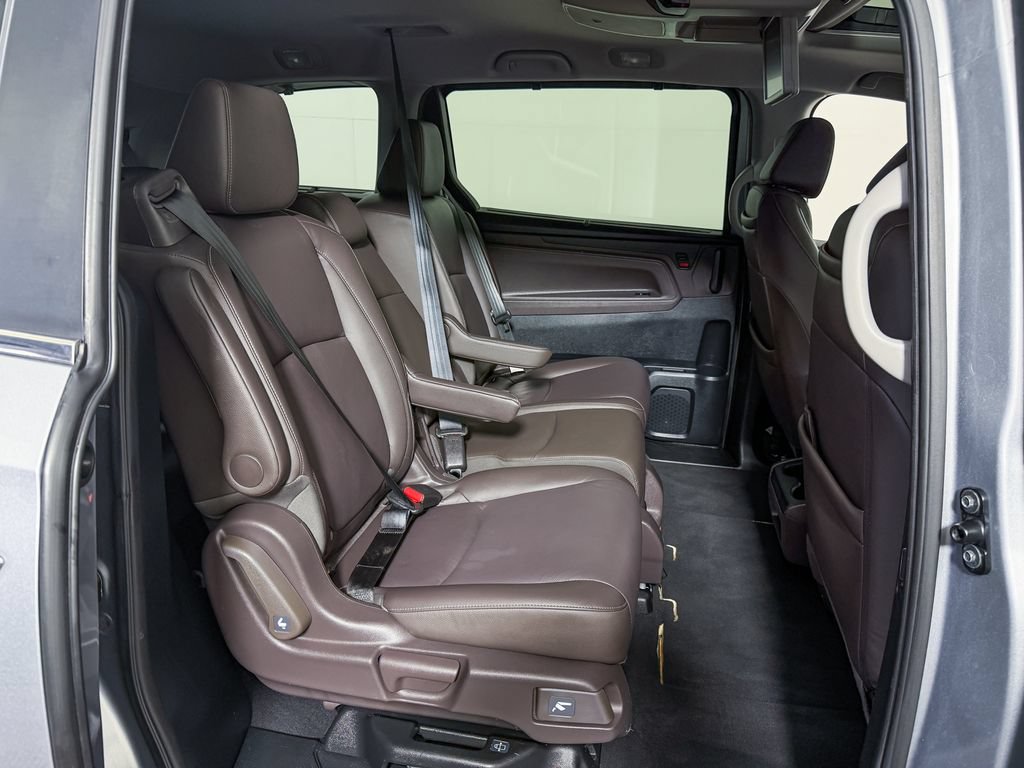 Used 2023 Honda Odyssey Touring image 34