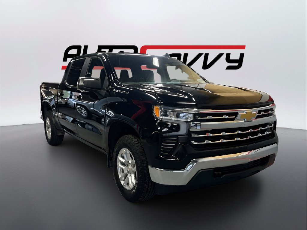 Used 2025 Chevrolet Silverado 1500 LT AWD/4WD image 1
