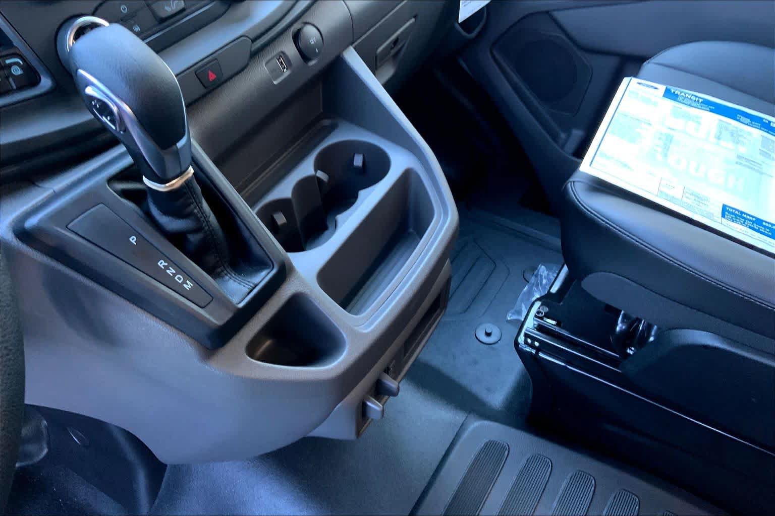New 2025 Ford Transit 350 148 Low Roof AWD image 8