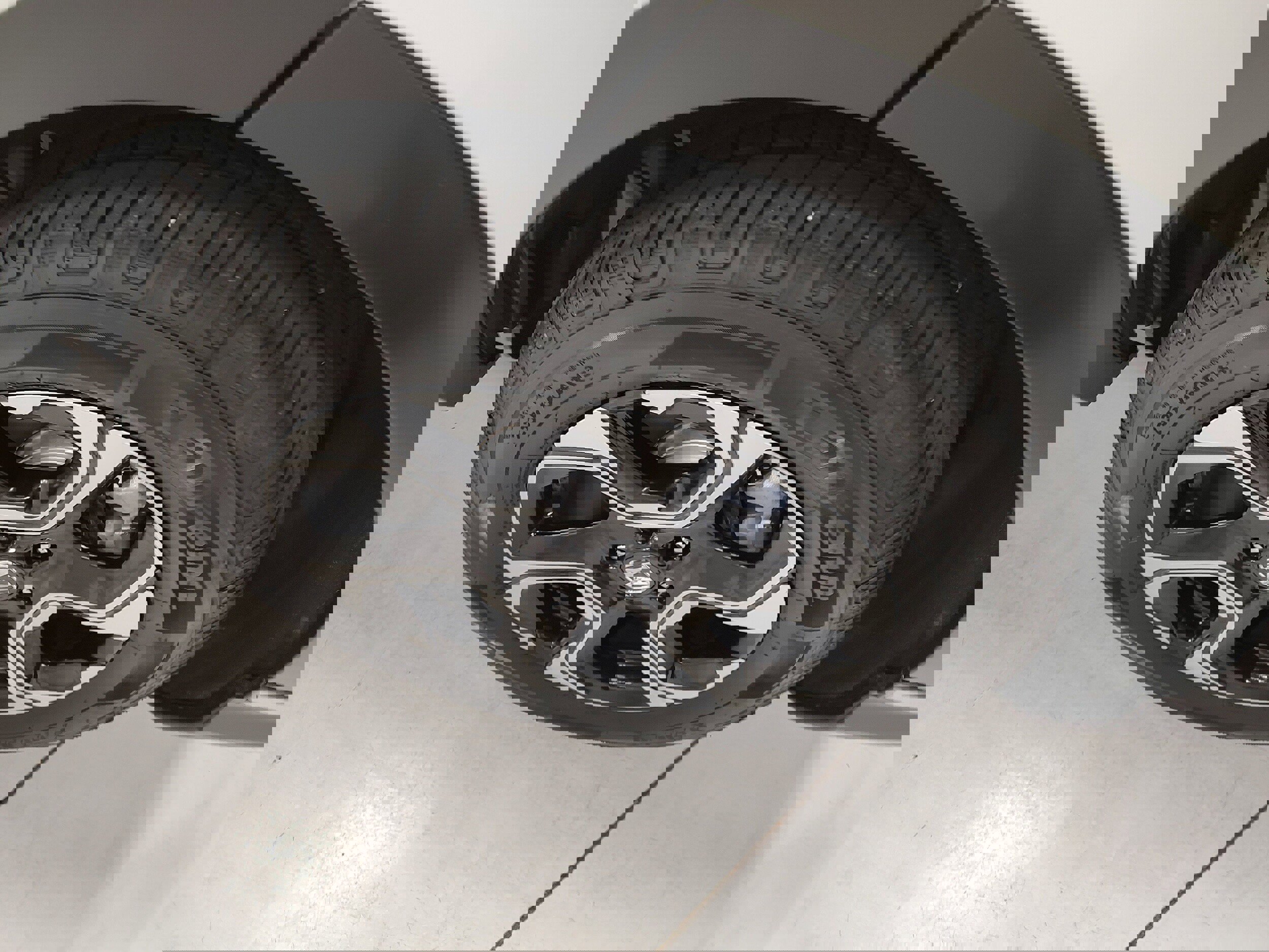 Used 2019 Honda CR-V Touring image 14