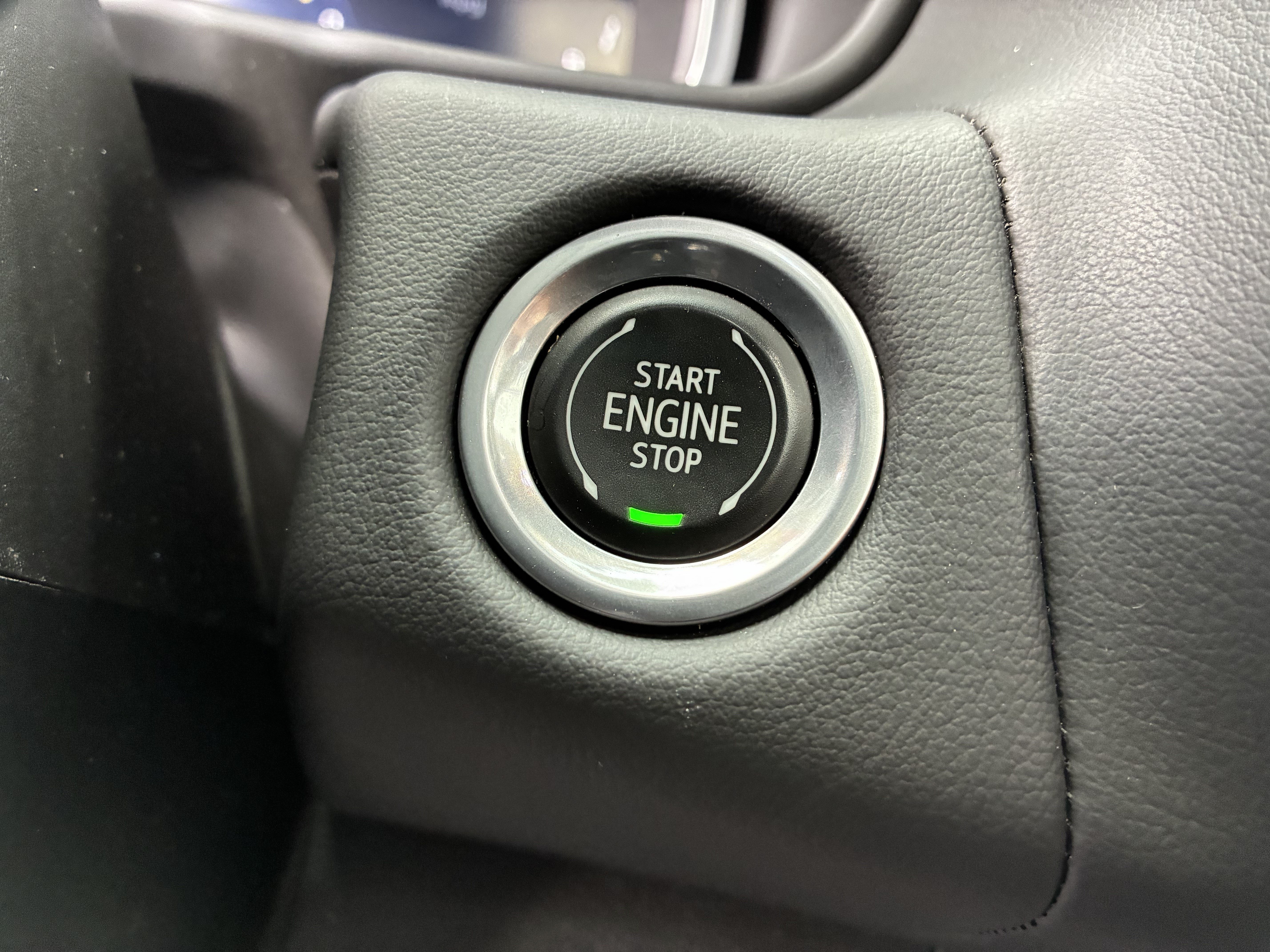 Used 2022 Chevrolet Tahoe LT w/ LT Signature Package AWD/4WD image 33