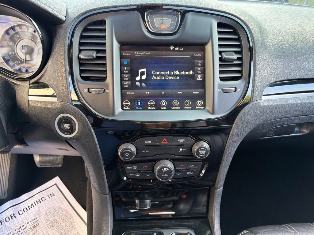 Used 2019 Chrysler 300 S RWD image 28