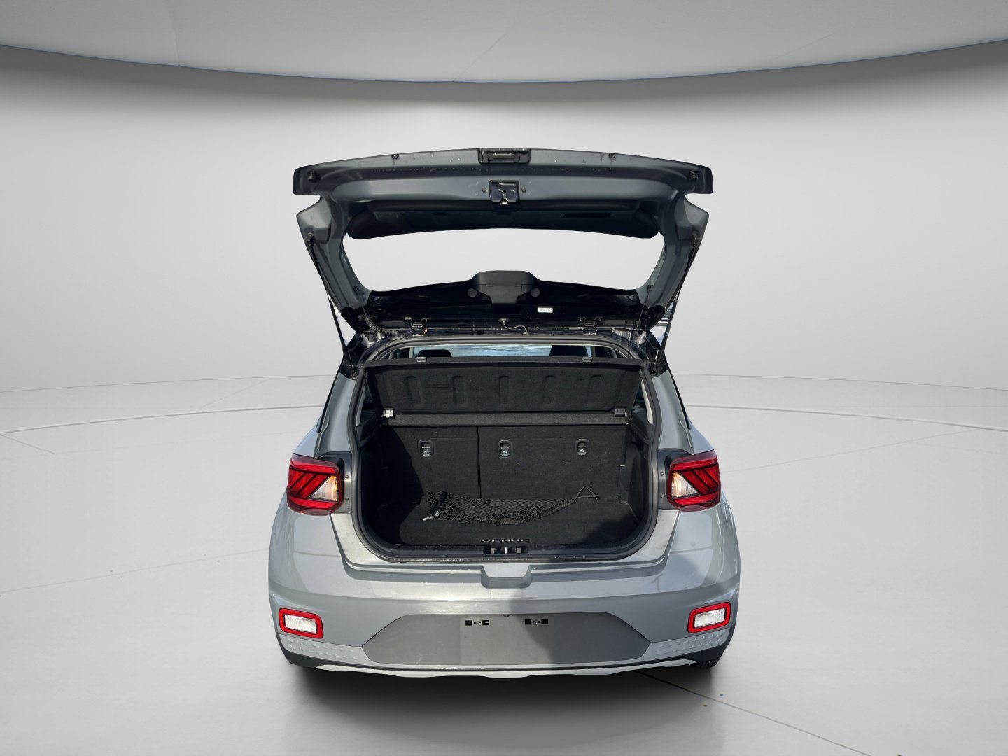 Used 2022 Hyundai Venue Limited FWD image 10