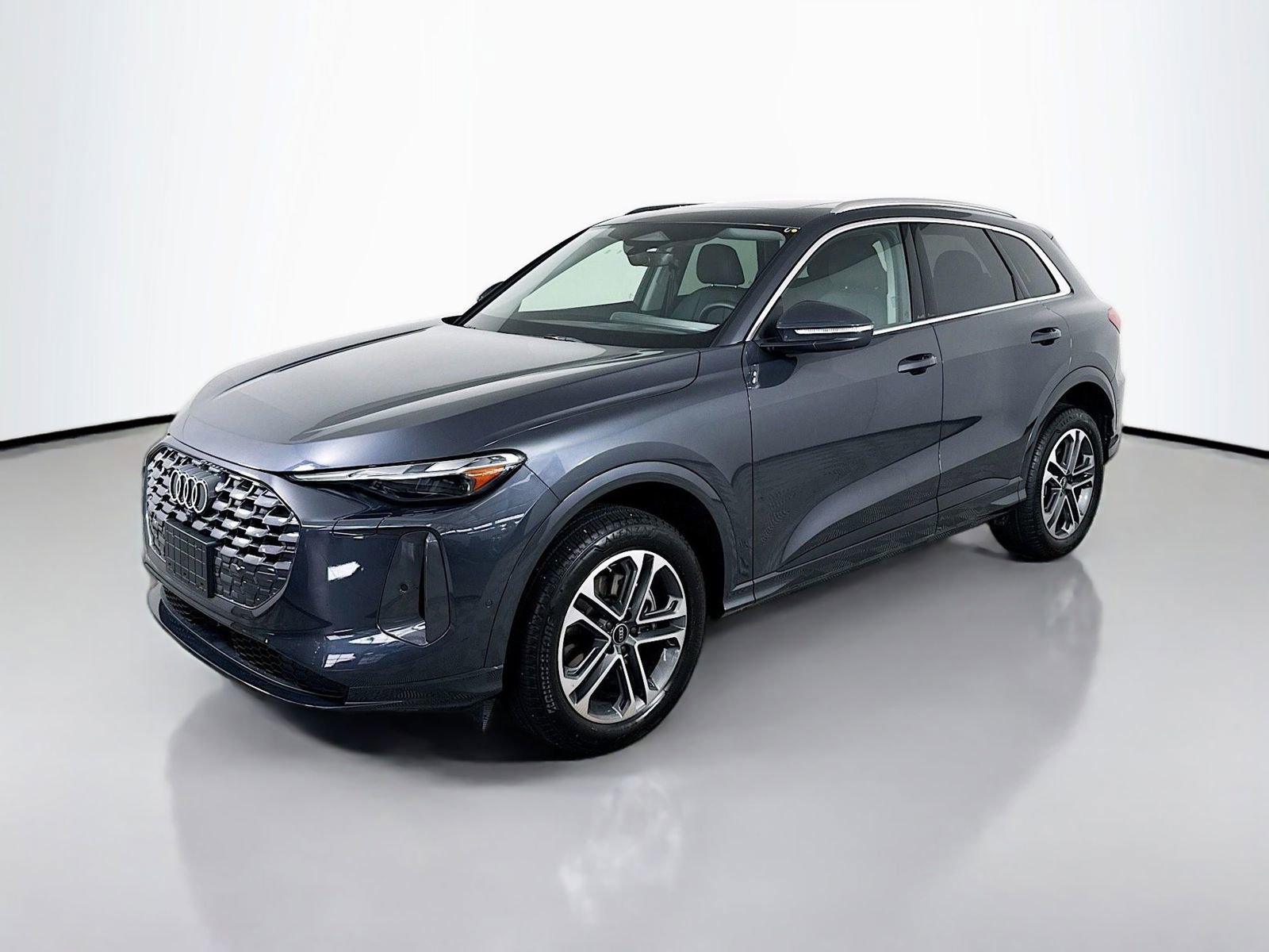 Certified 2025 Audi Q5 Premium w/ Convenience Package