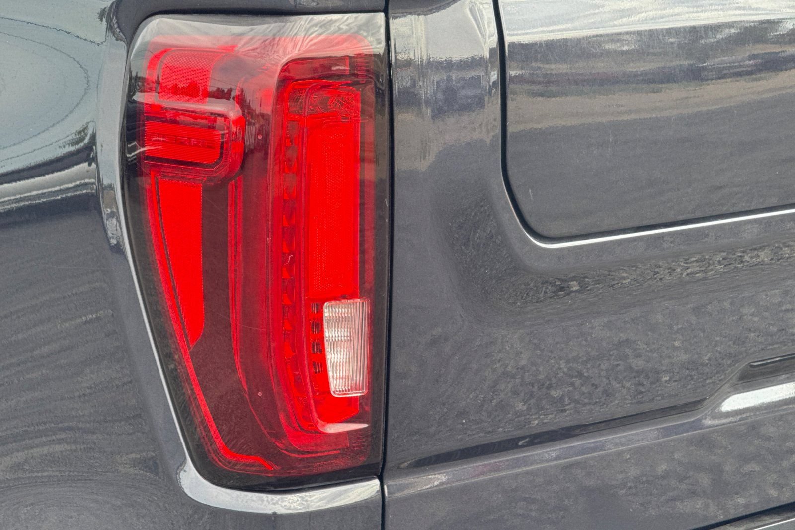 Used 2025 GMC Sierra 1500 SLT AWD/4WD image 45