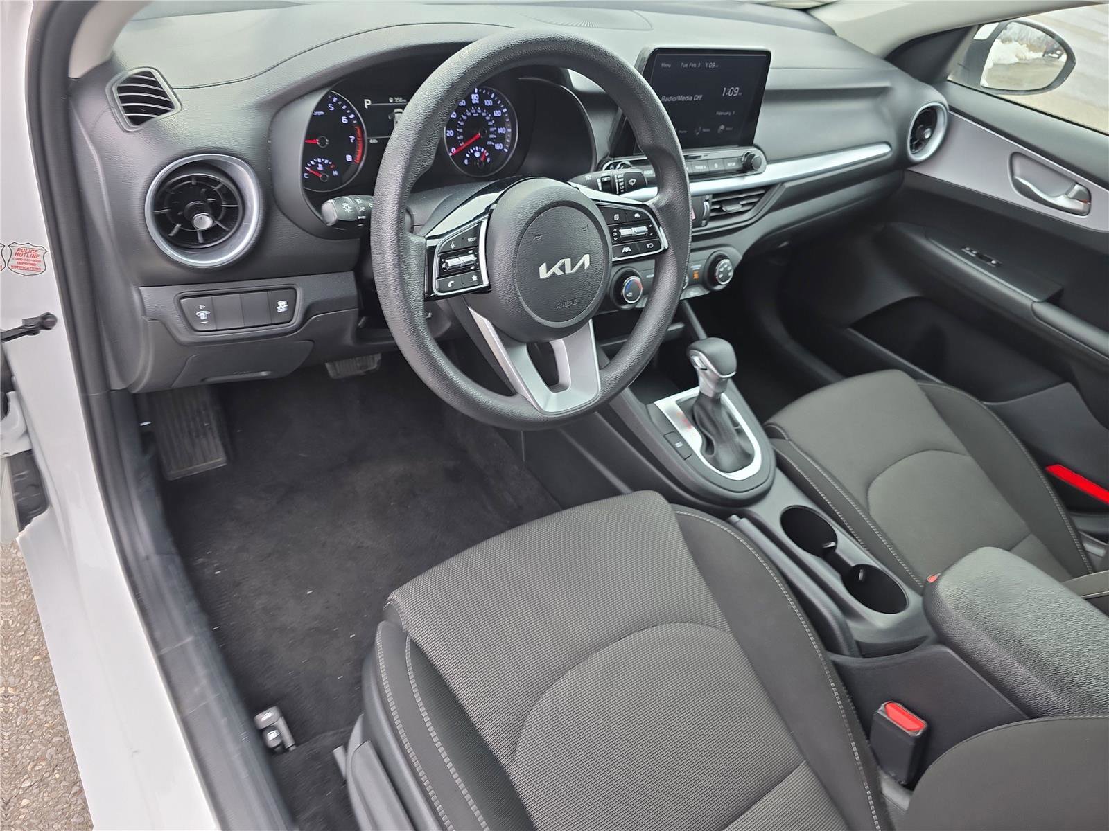 Used 2024 Kia Forte LXS image 14