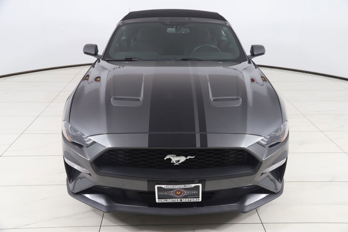 Used 2020 Ford Mustang Convertible RWD image 55