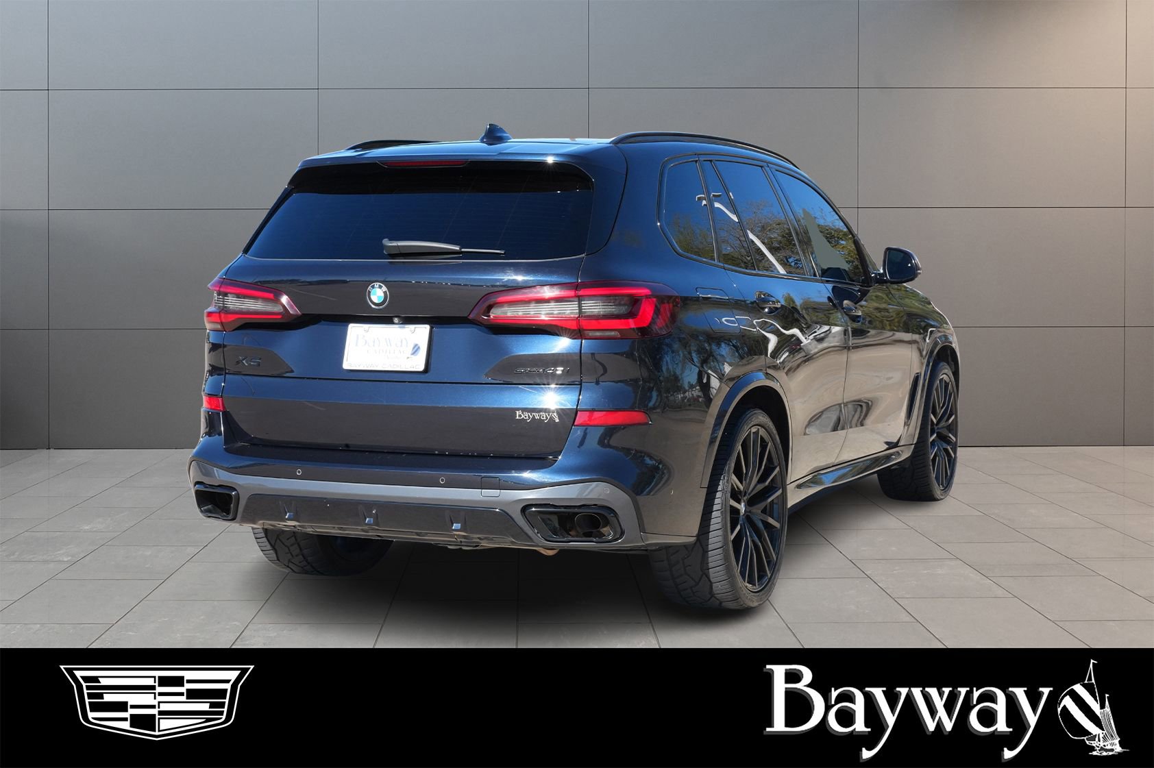 Used 2022 BMW X5 sDrive40i w/ M Sport Package RWD image 5