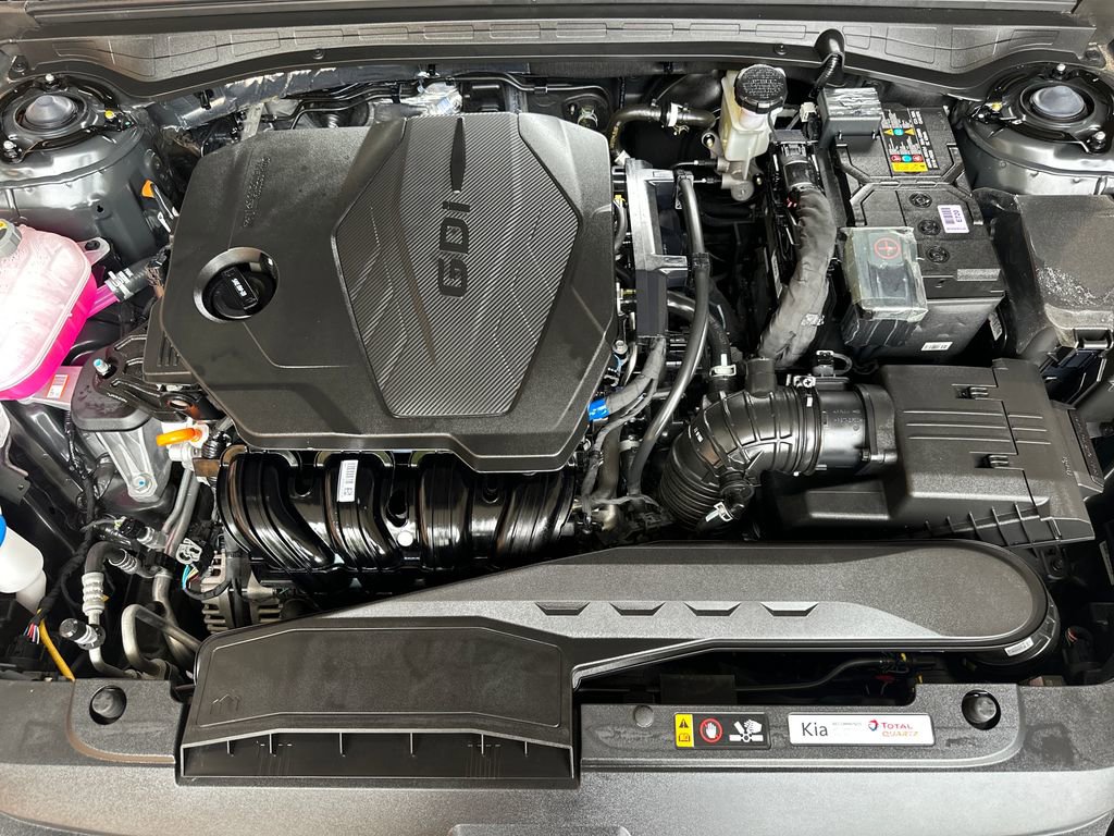 Used 2025 Kia K5 EX image 40