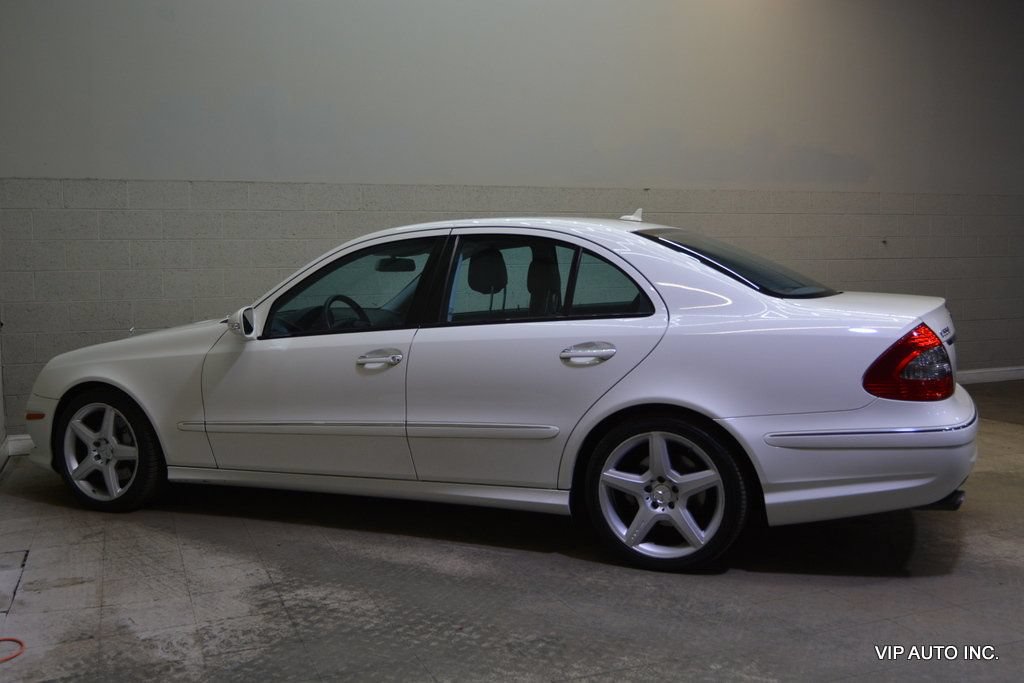 Used 2009 Mercedes-Benz E 550 Sedan image 30