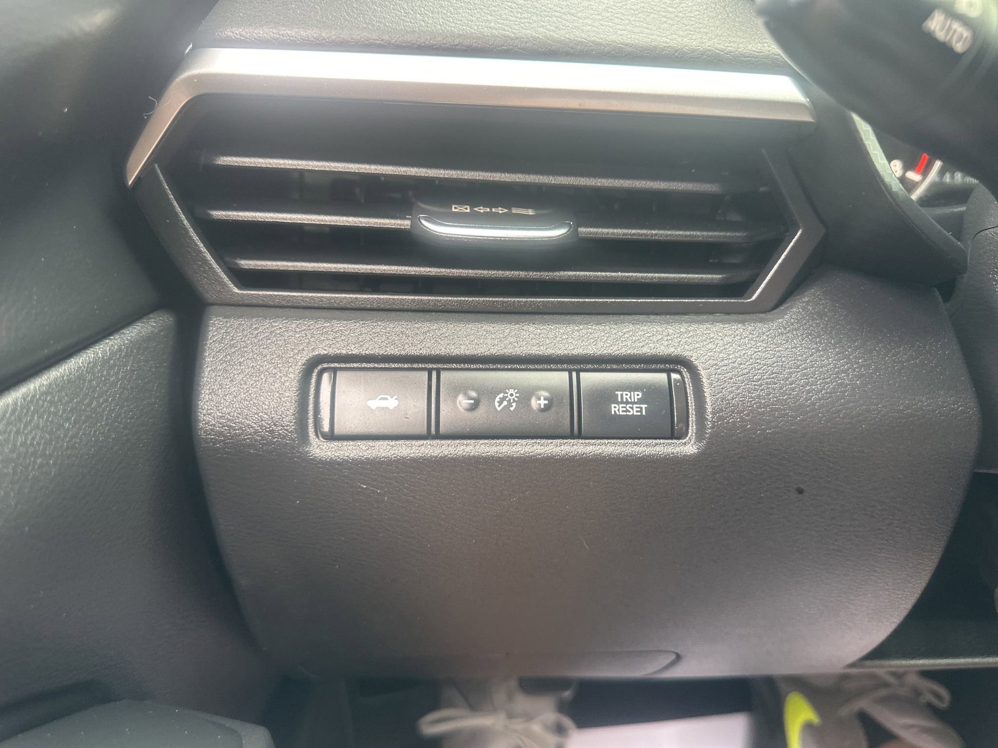 Used 2022 Nissan Altima 2.5 SV FWD image 23