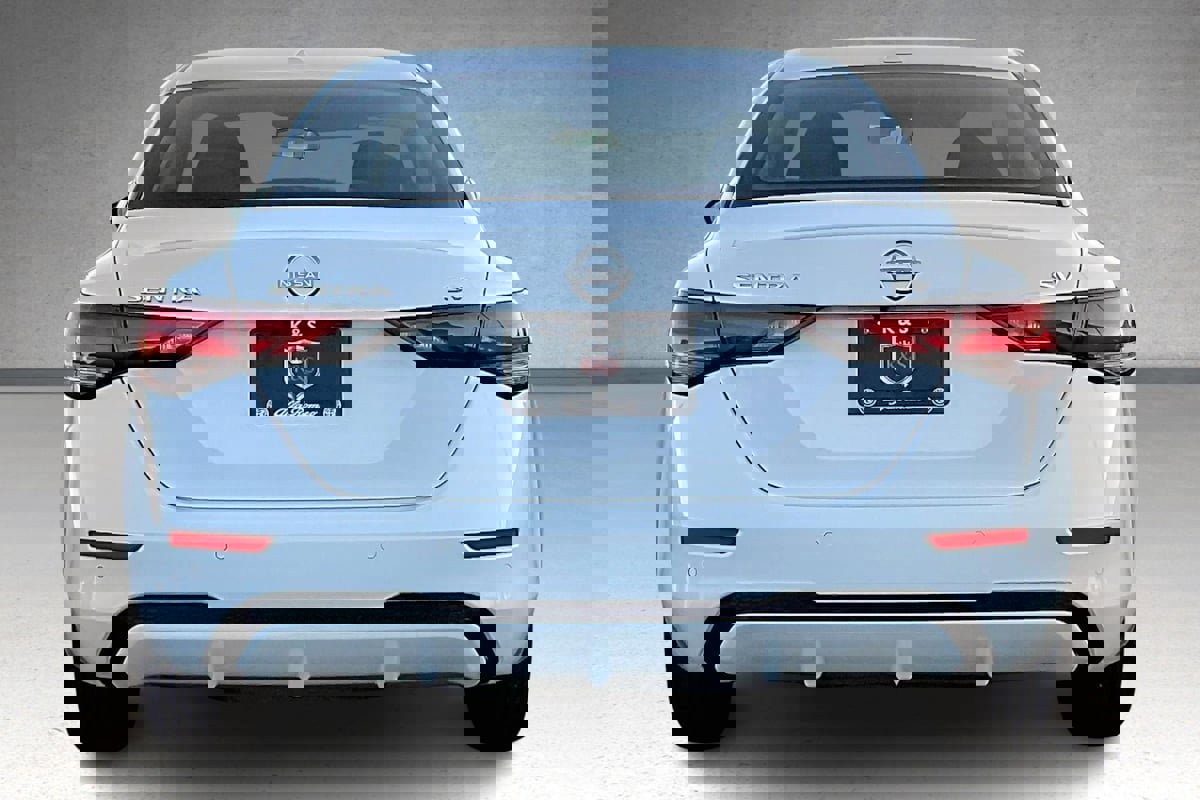 Used 2024 Nissan Sentra SV image 4