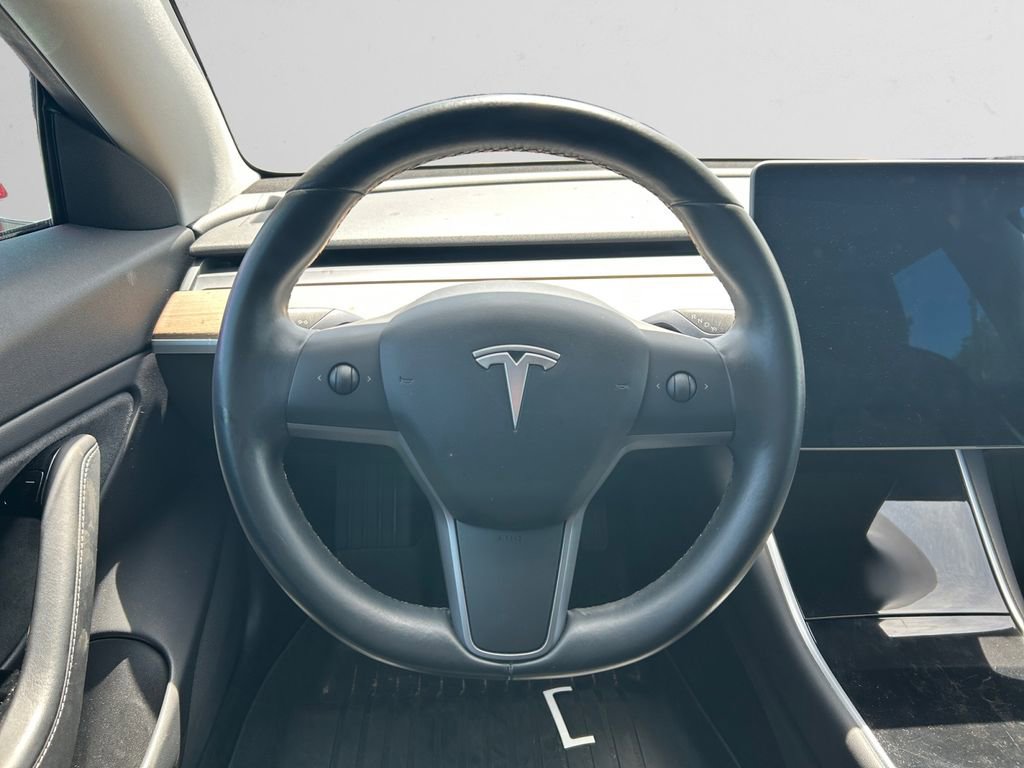 Used 2018 Tesla Model 3 Long Range AWD/4WD image 13
