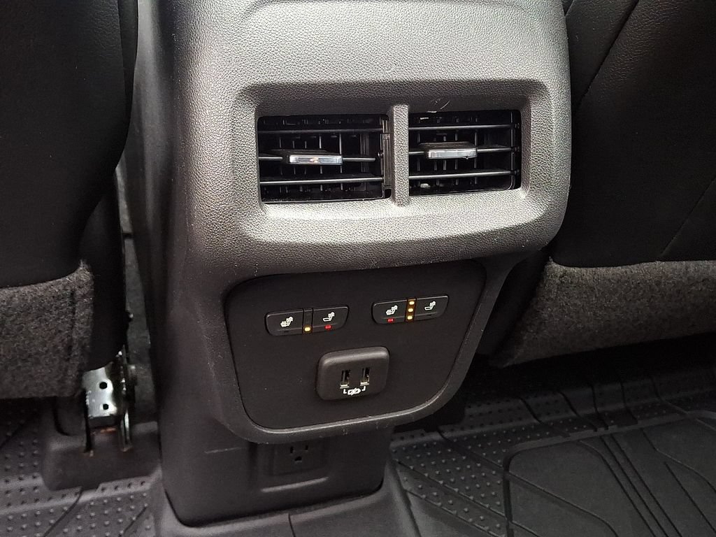 Used 2020 Chevrolet Equinox Premier AWD/4WD image 12