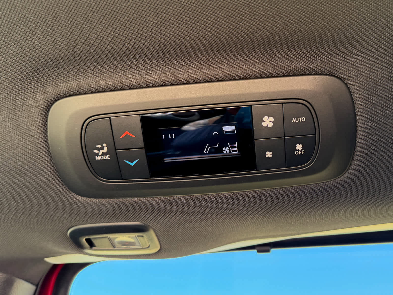 New 2026 Chrysler Pacifica Select image 11