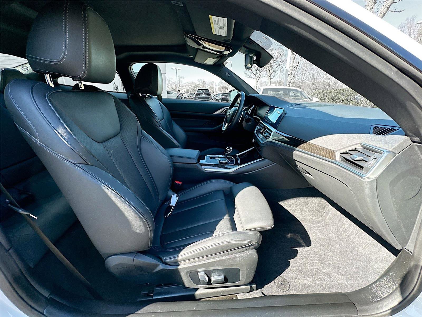 Used 2023 BMW 430i xDrive Coupe w/ Parking Assistance Package image 27